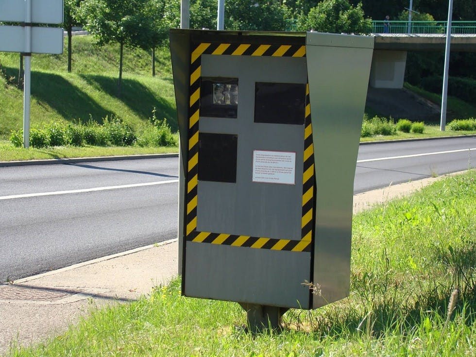 Implantation radar automatique