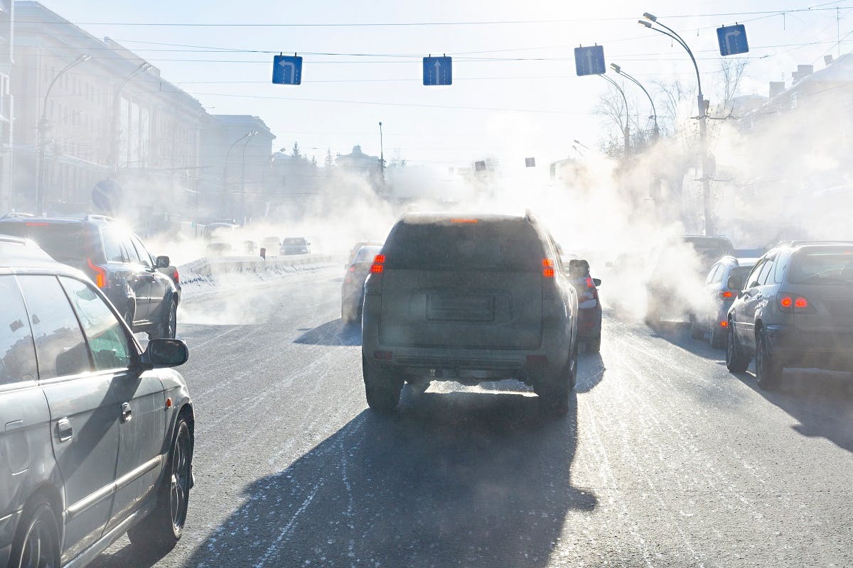 Nuage de fumee de pollution en agglomeration