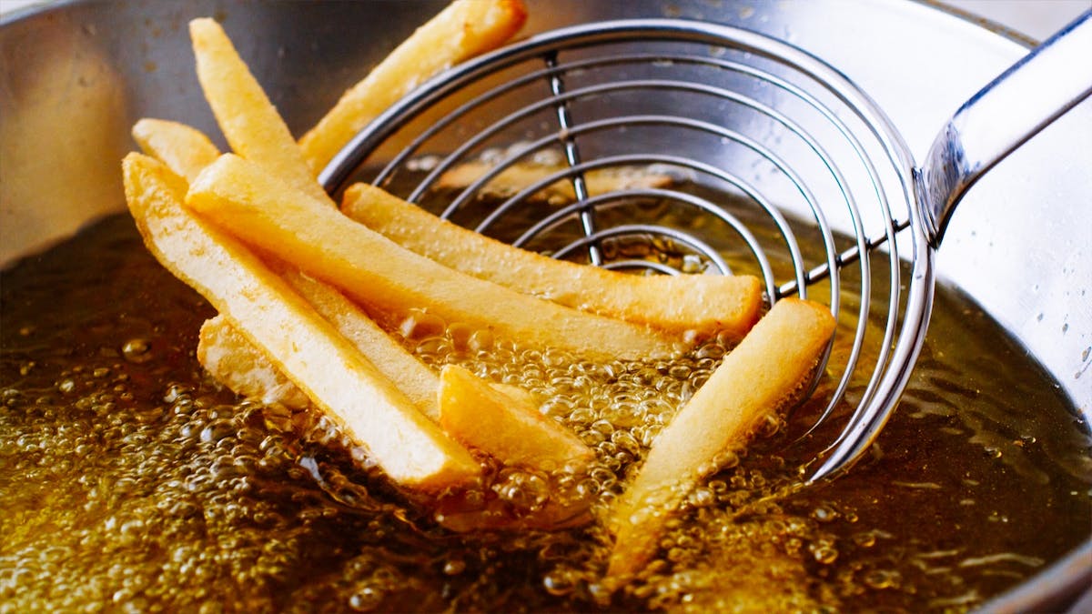 Huile de friture avant recyclage en carburant
