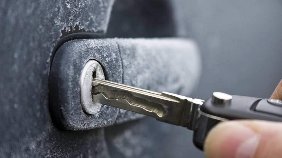 Serrure gelee et cle de voiture