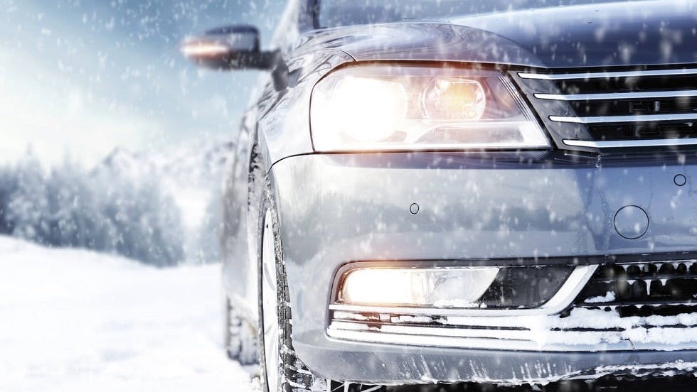 Utilisation abusive des feux sous la neige