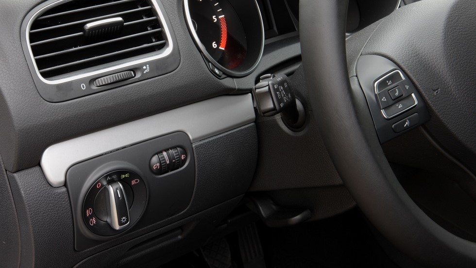 Commande reglage hauteur feu