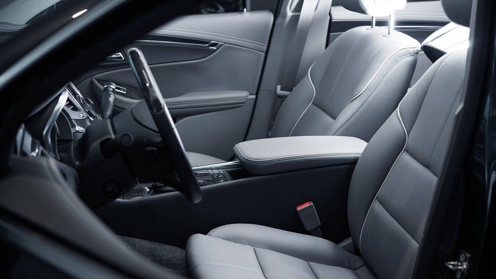 Interieur voiture neuve sieges