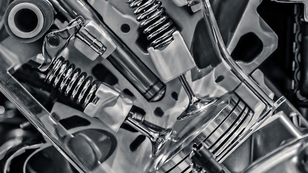 Coupe moteur soupapes