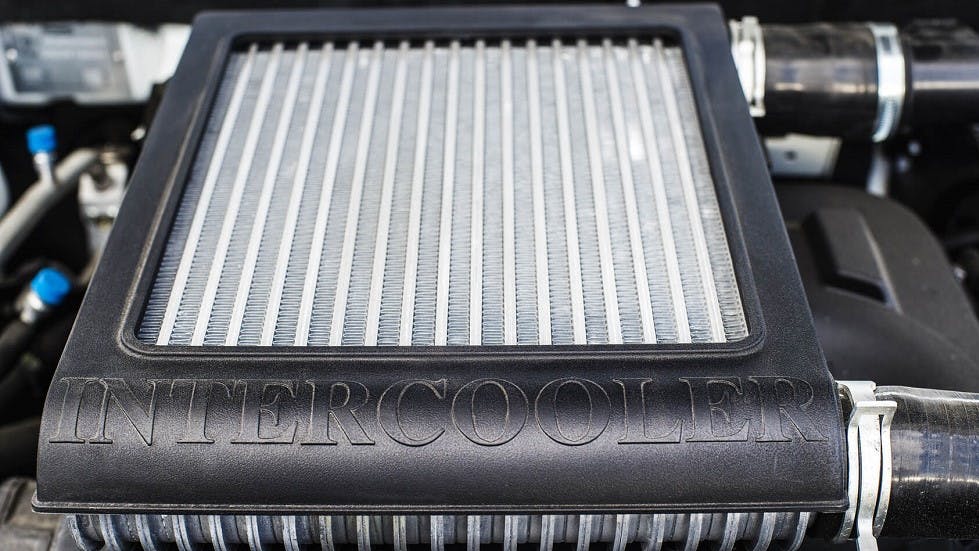 Intercooler d une voiture en gros plan