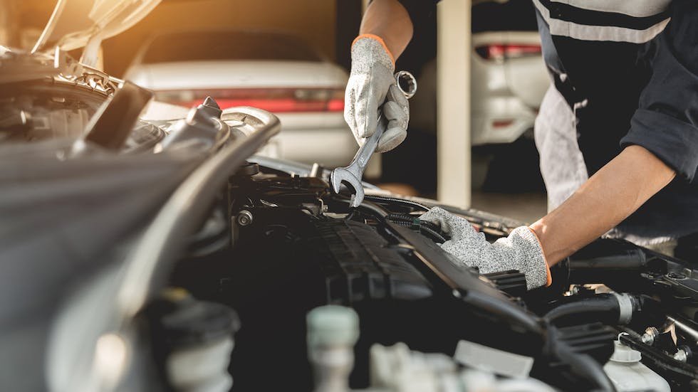 Mecanicien moteur cle