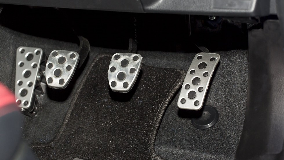 Pedalier voiture neuve