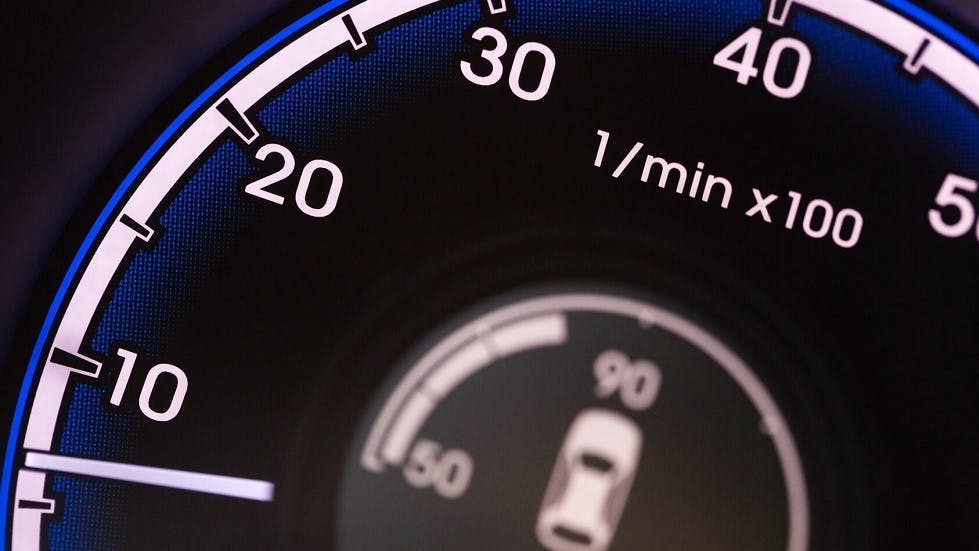 Compte-tours voiture