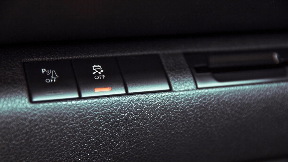 Bouton arret antipatinage