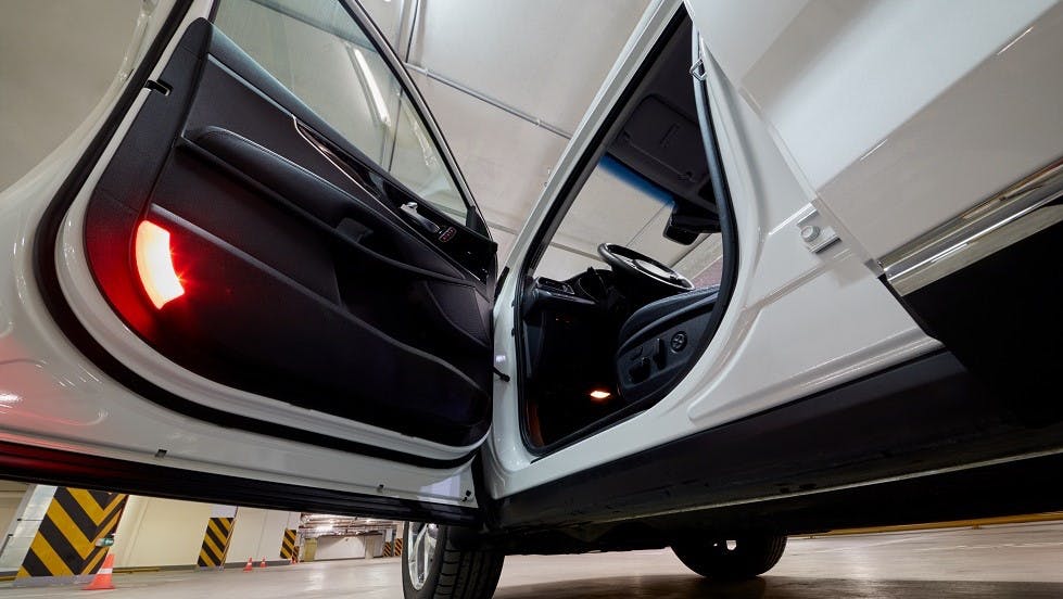 Avertisseur sortie voiture