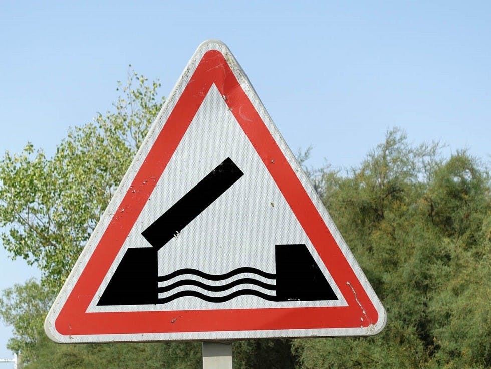 Panneau de danger de pont mobile