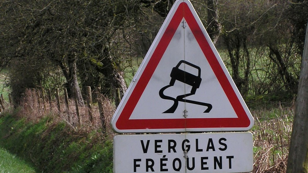 Panneau danger verglas frequent