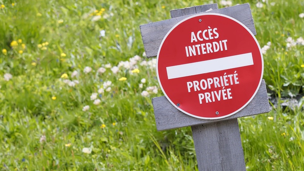 Panneau interdiction propriete privee