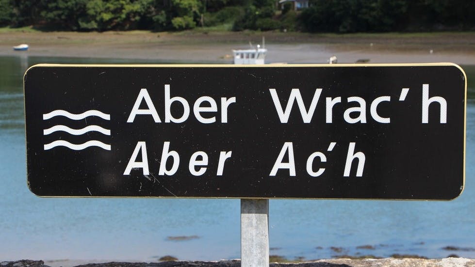 Panneau de localisation bilingue