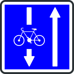 Panneau de chaussee a double sens cyclable