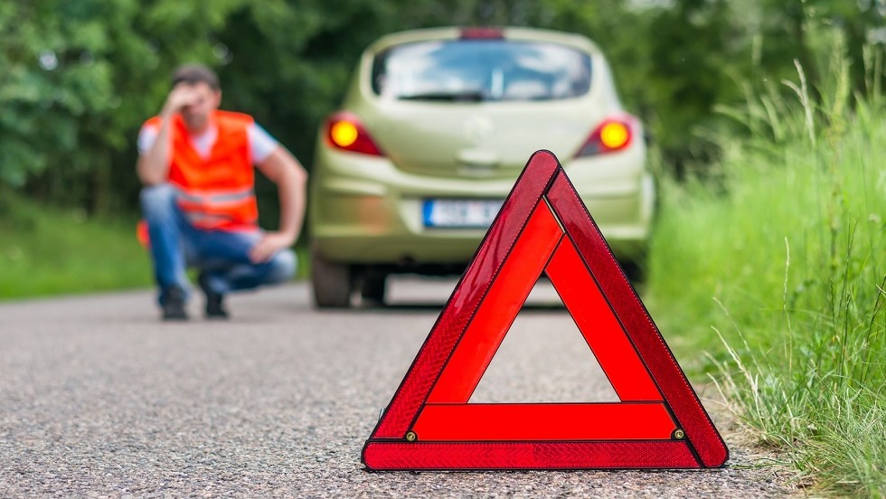 Triangle presignalisation panne voiture