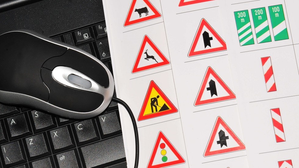 Formation au code de la route sur ordinateur