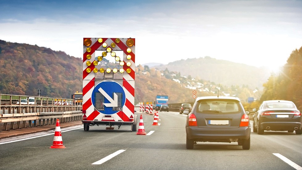 Fleche rabattement travaux autoroute