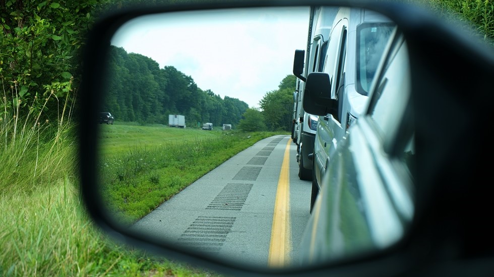 Ligne jaune retroviseur
