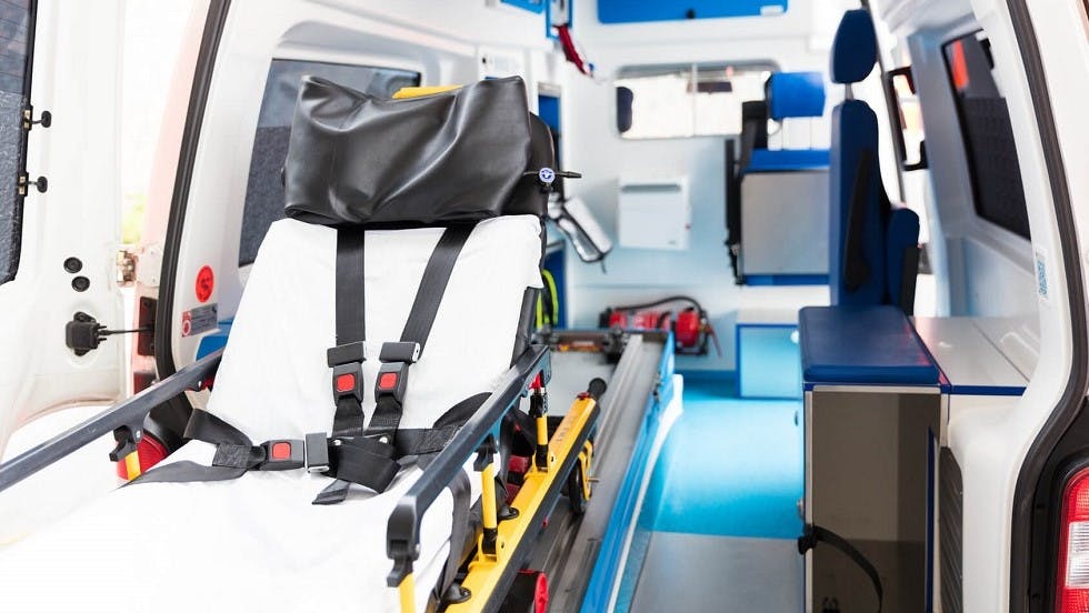 Interieur d une ambulance du smur