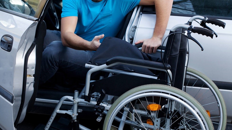 Conducteur handicap installation voiture