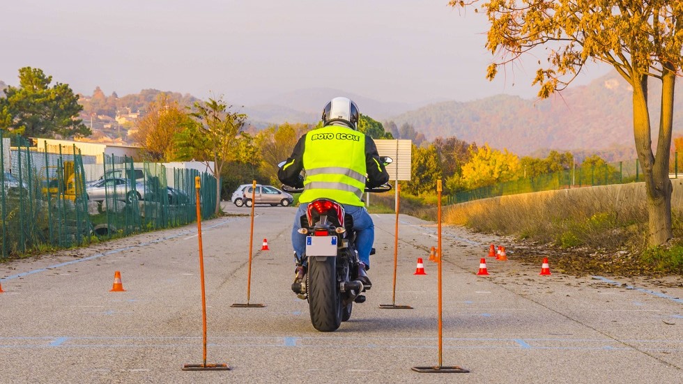 Candidat epreuve permis moto
