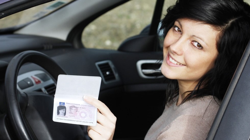 Conductrice permis securise