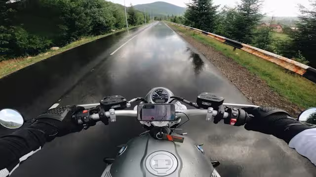 conducteur d'une moto