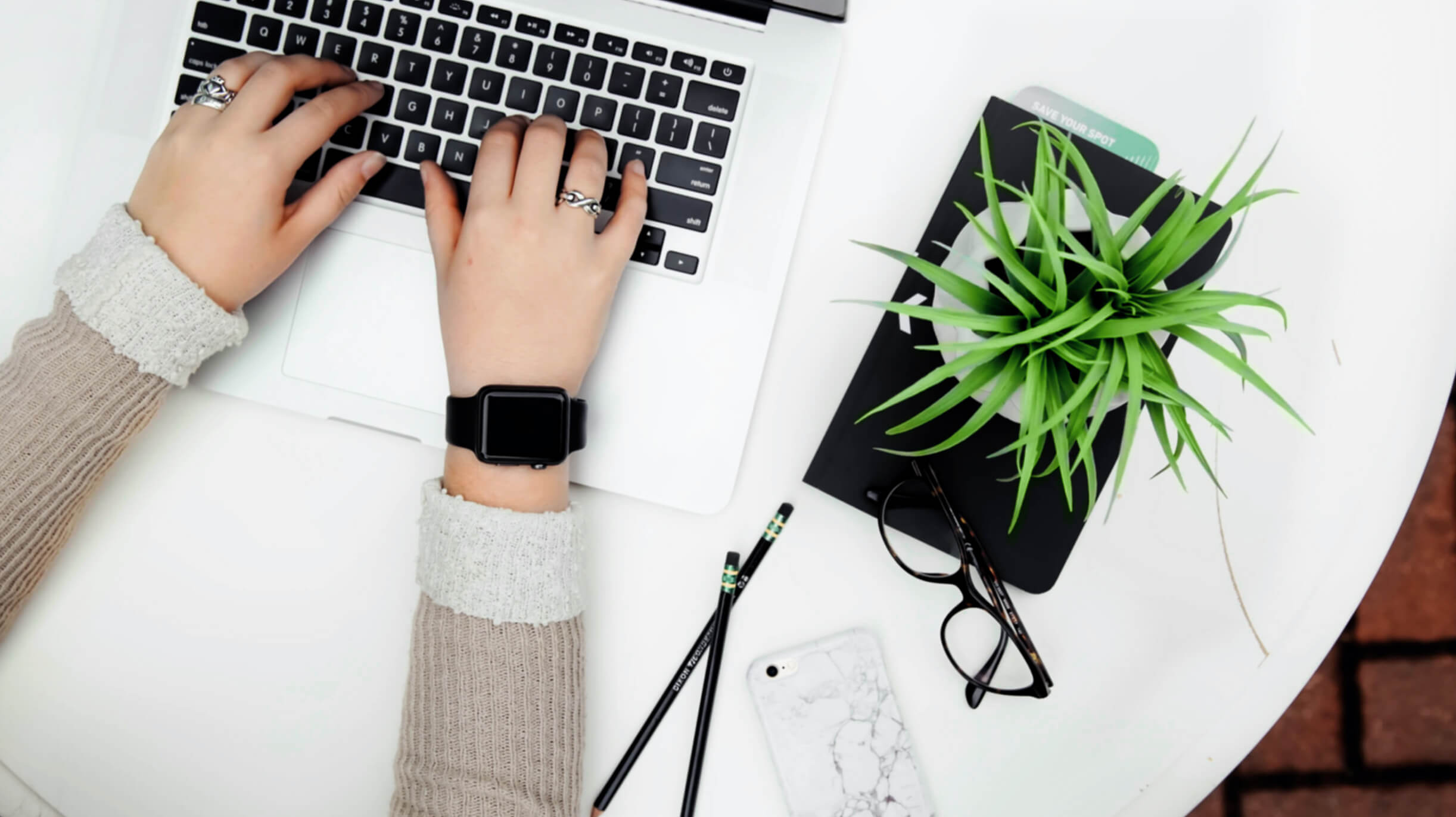 Practical design tutorials to become a pro web designer easily