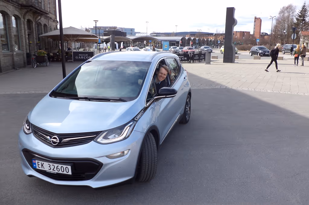 Elbiler snart billigere enn bensin- og dieselbiler