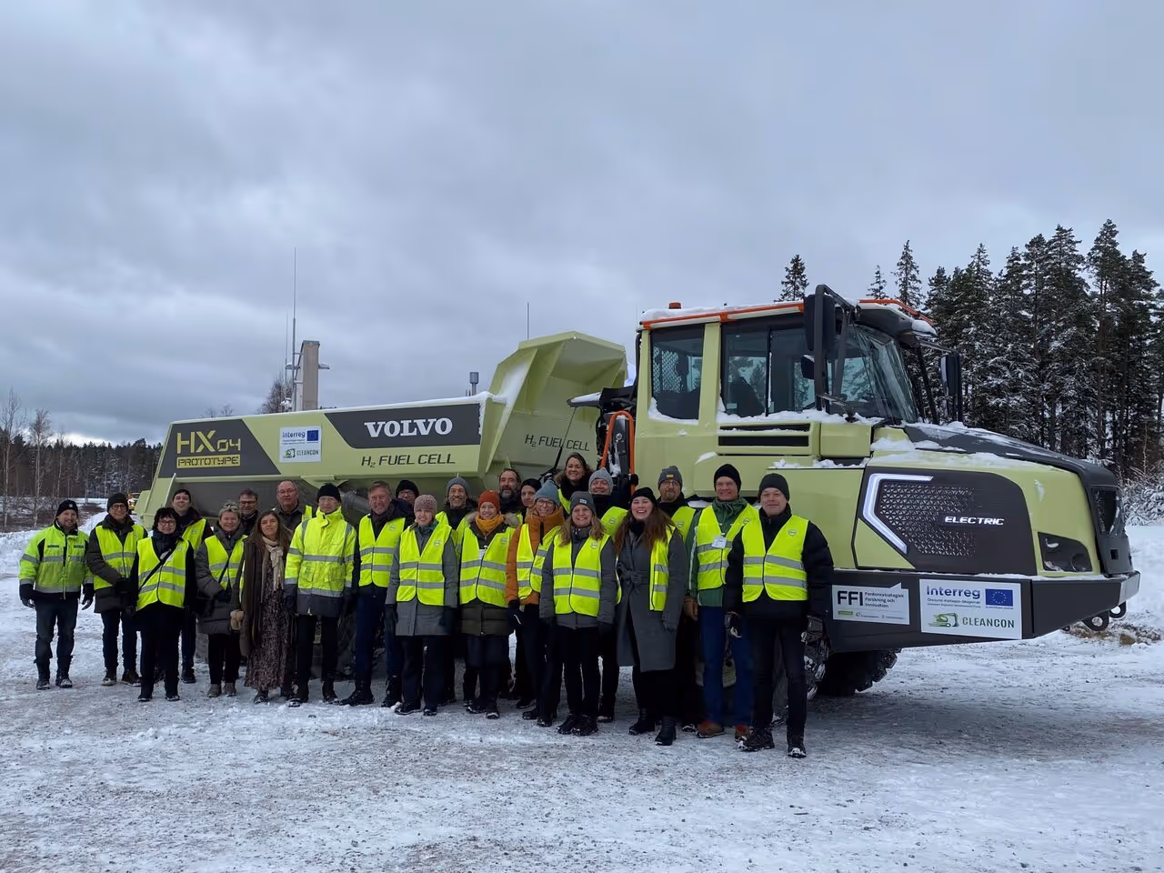 Volvo viser fram verdens første hydrogendumper