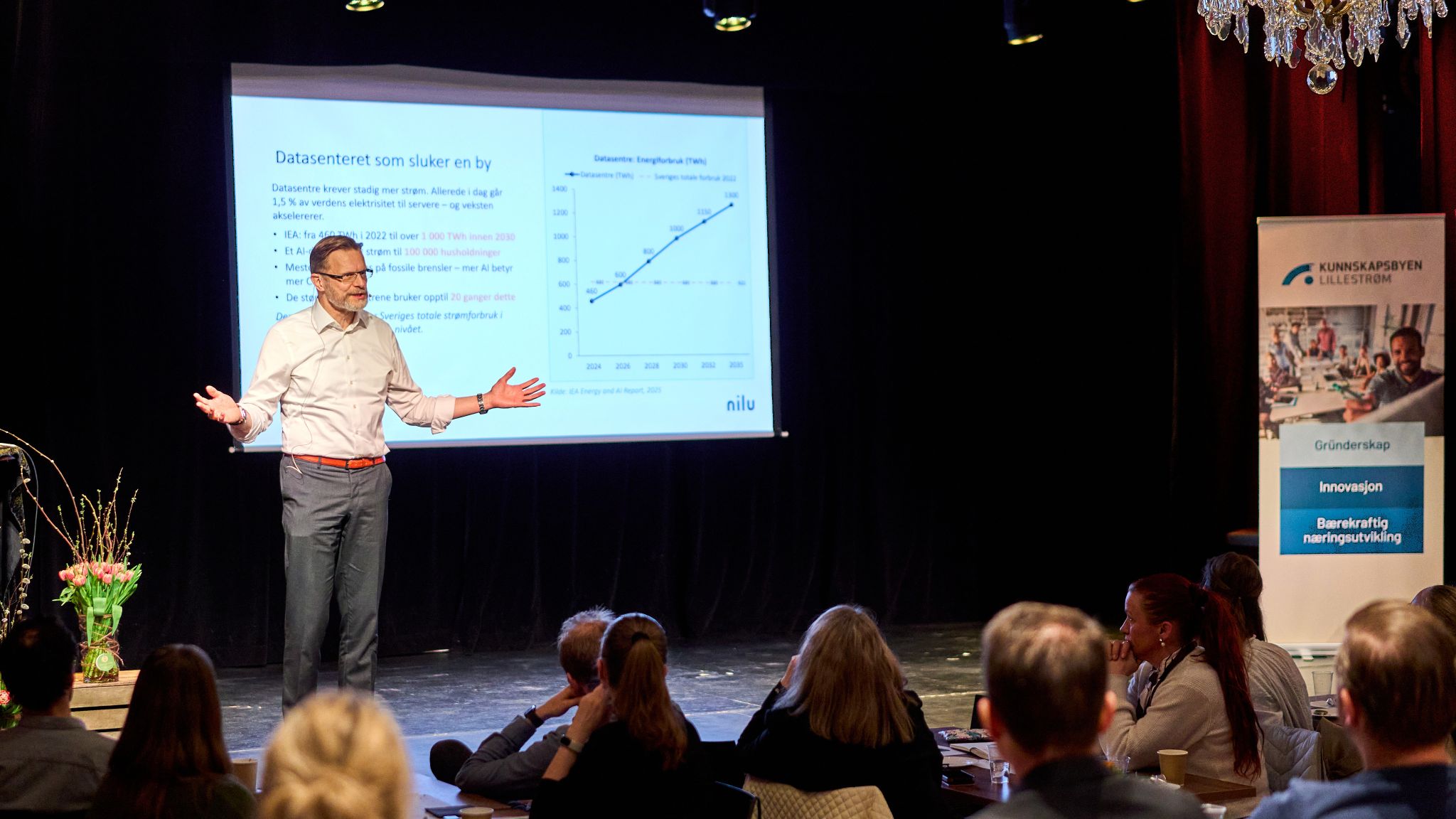 Tomas Nordlander fra NILU på scenen 