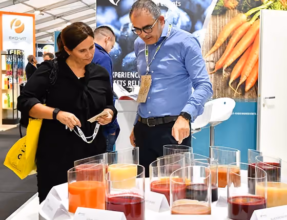 Spices and lab glassware wireframe illustrating the ingredient supplier traceability checklist for SIAL Paris 2026