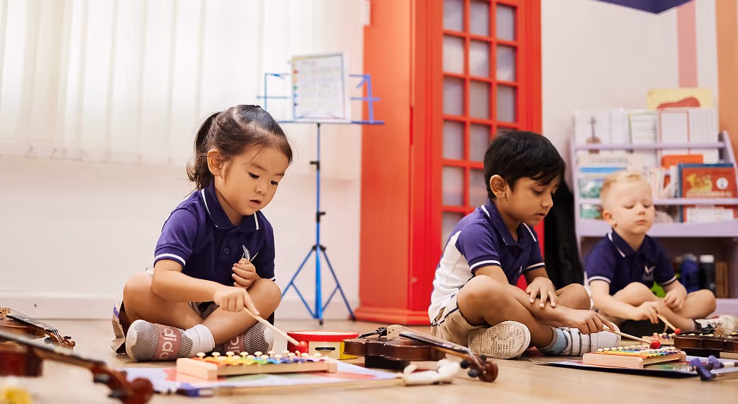 Small group learning with 5 – 6 students