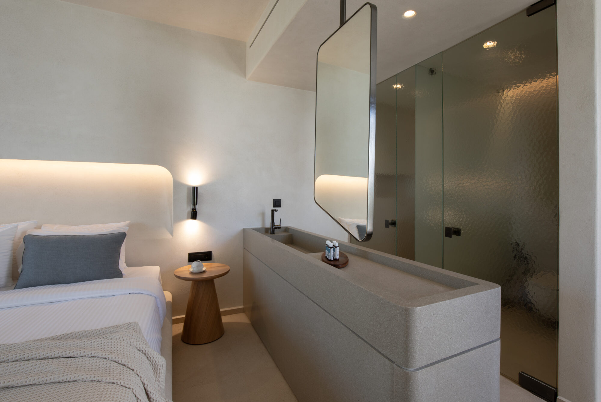 Agglotech Fumo Solid Washbasin