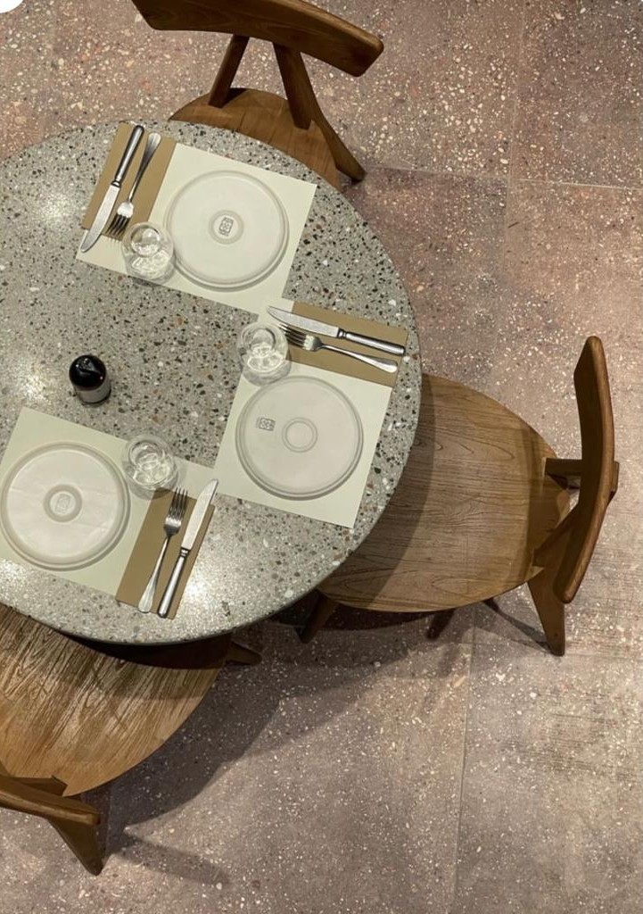 Terrazzo Rotonda Table
