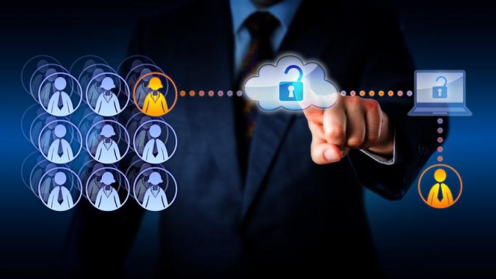 How to identify and prevent internal threats in your company? 8