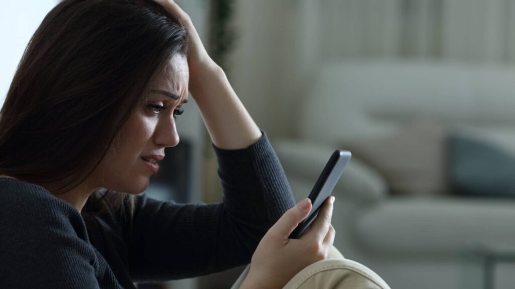 ¿Puede un ladrón robar mi número de teléfono? Así es como operan las estafas de intercambio de SIM  11