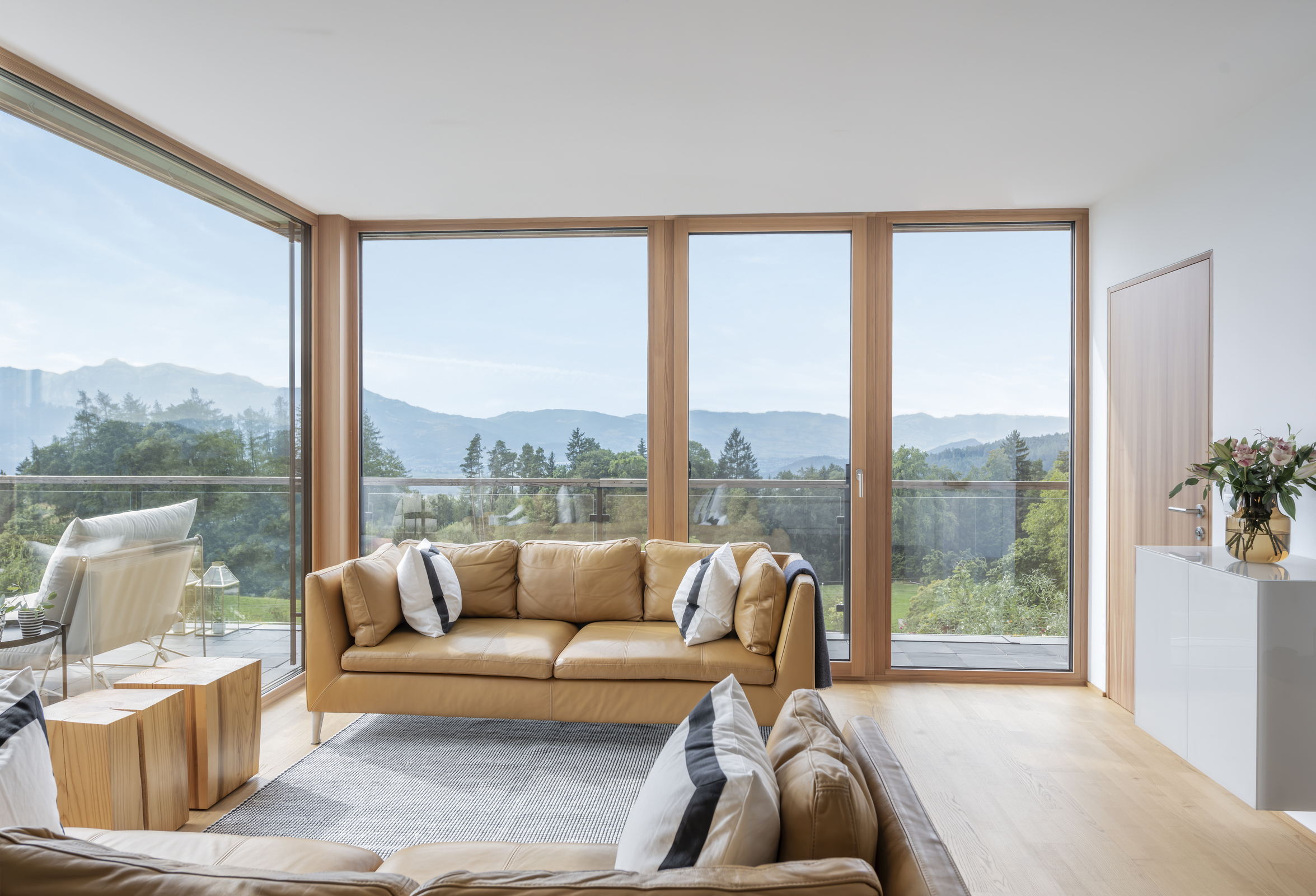 Baie Vitrée Bois sur mesure — MD Rénov', pose de menuiseries en Haute-Savoie