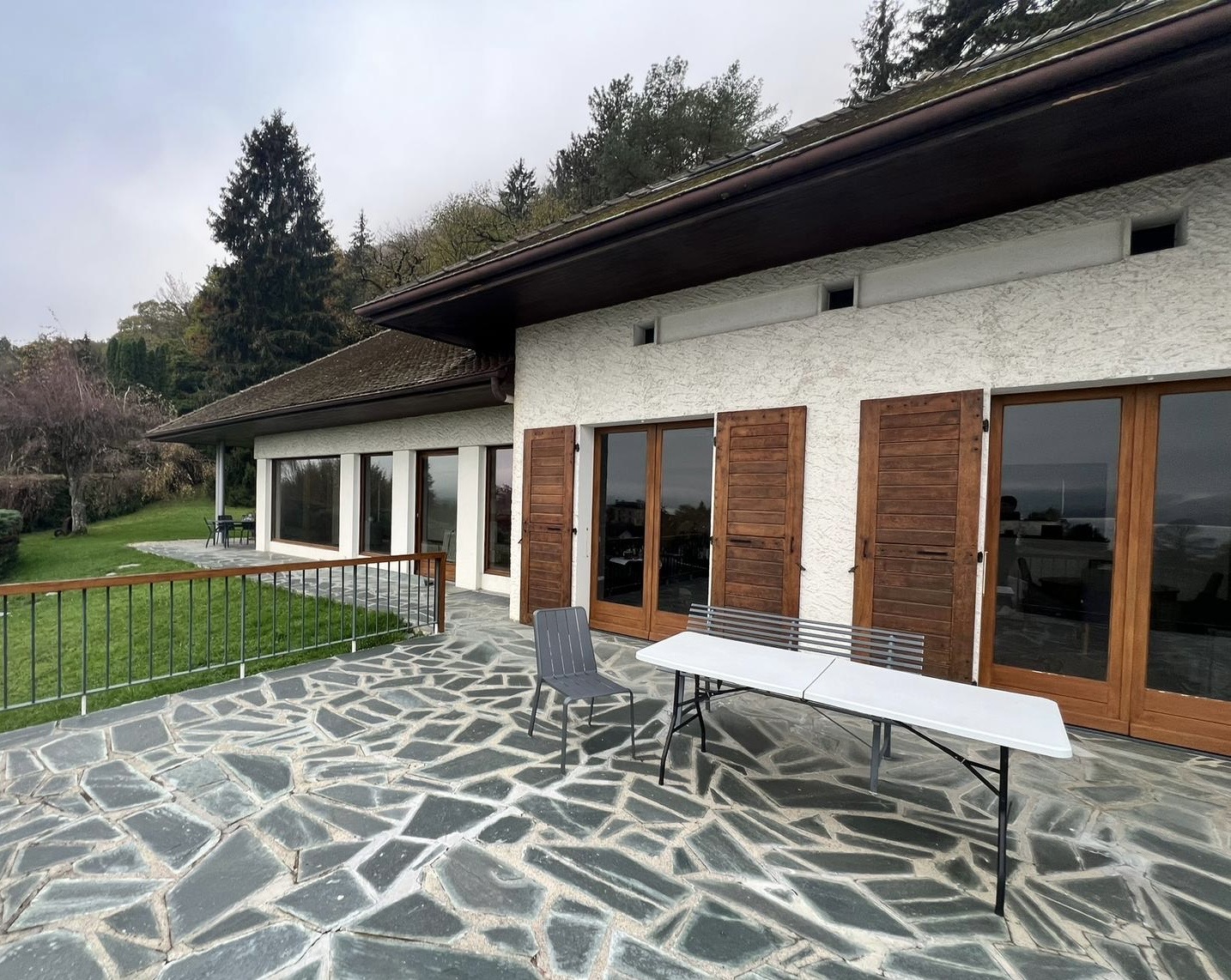 Fenêtre et Baies vitrées Alu - Rénovation d'une maison en Haute-Savoie — avant travaux, MD Rénov'