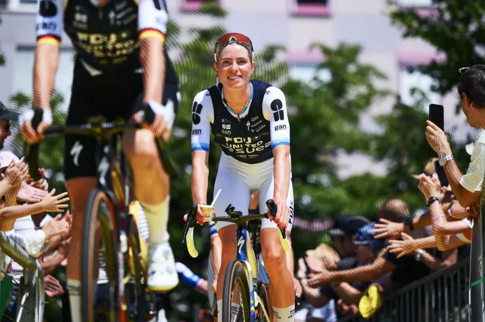 Demi-Vollering-was-all-smiles-ahead-of-the-Tour-de-France-Femmes-opener.jpg