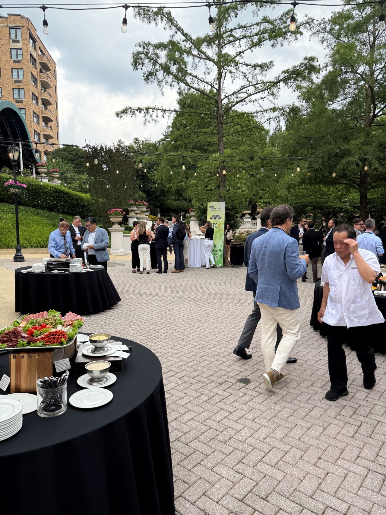 No alternative text description for this image