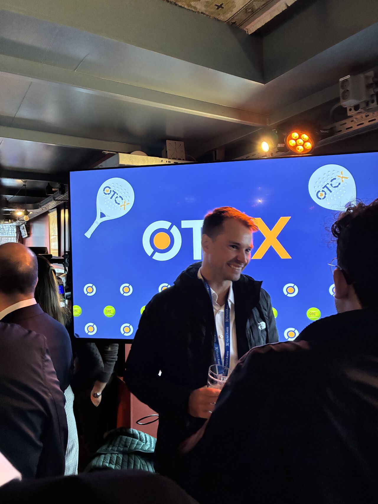 No alternative text description for this image