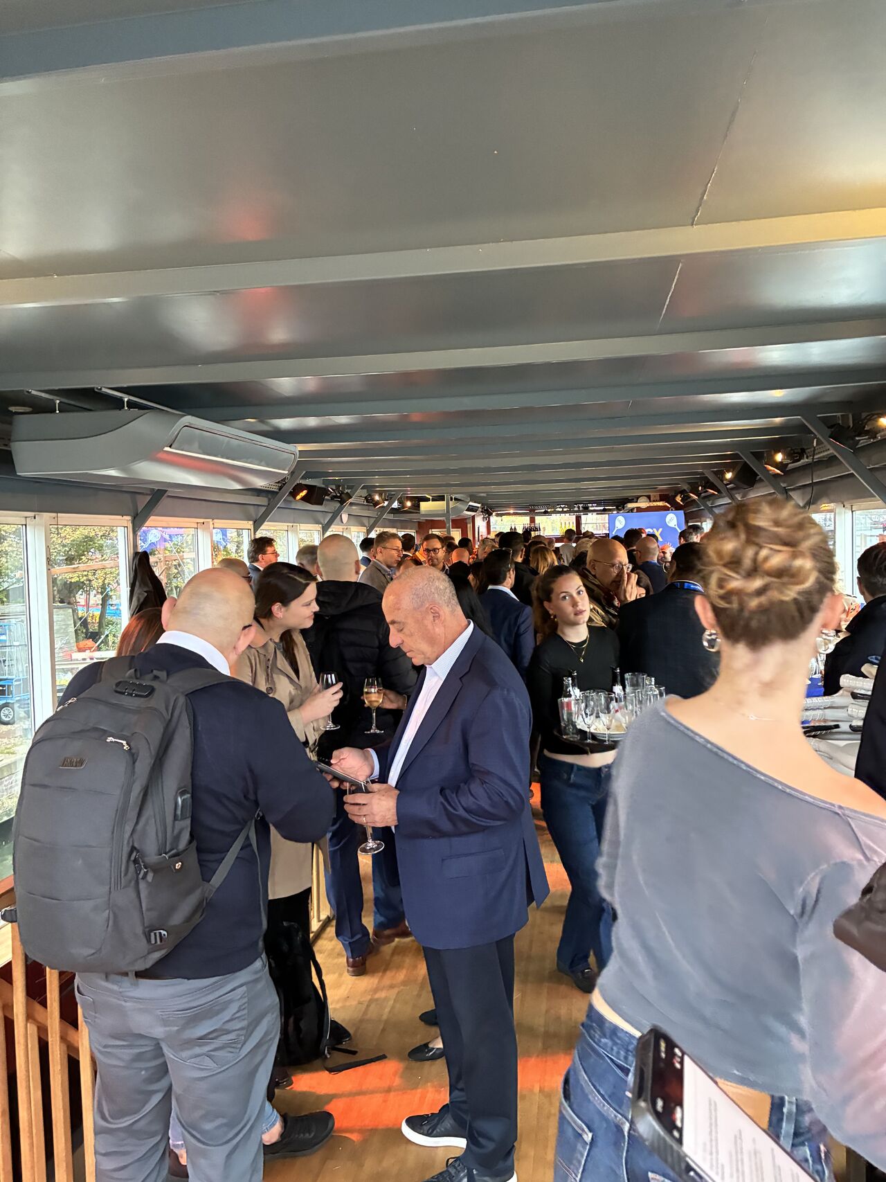 No alternative text description for this image