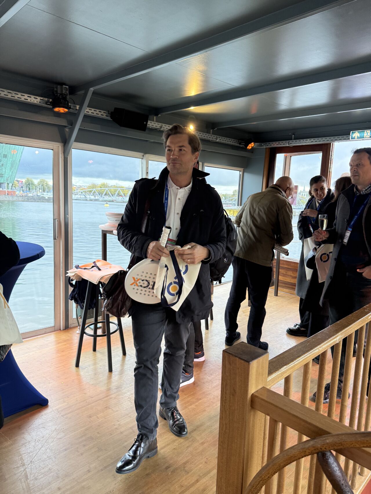 No alternative text description for this image