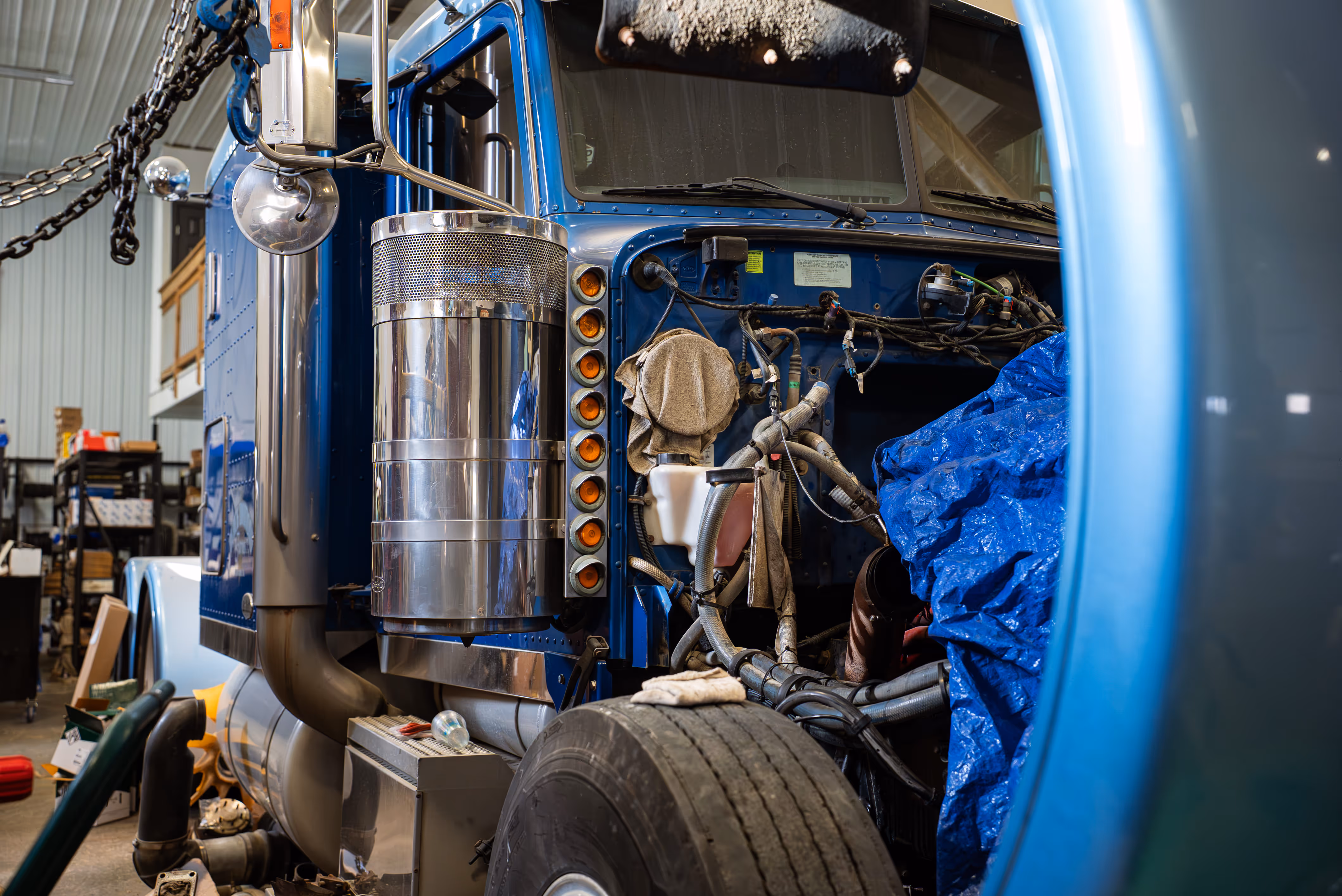 Mechanic providing diesel truck repair in Weyburn, SK