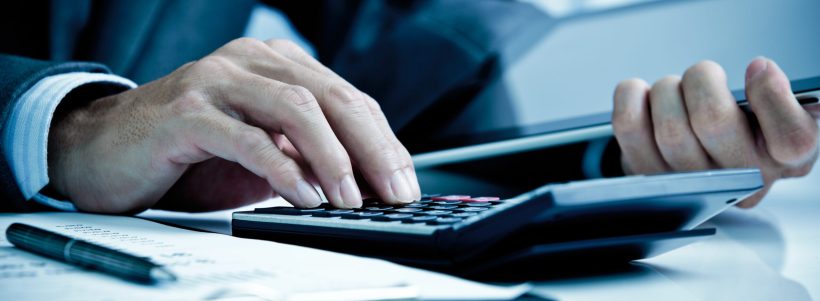 Man,Analysis,Business,Accounting