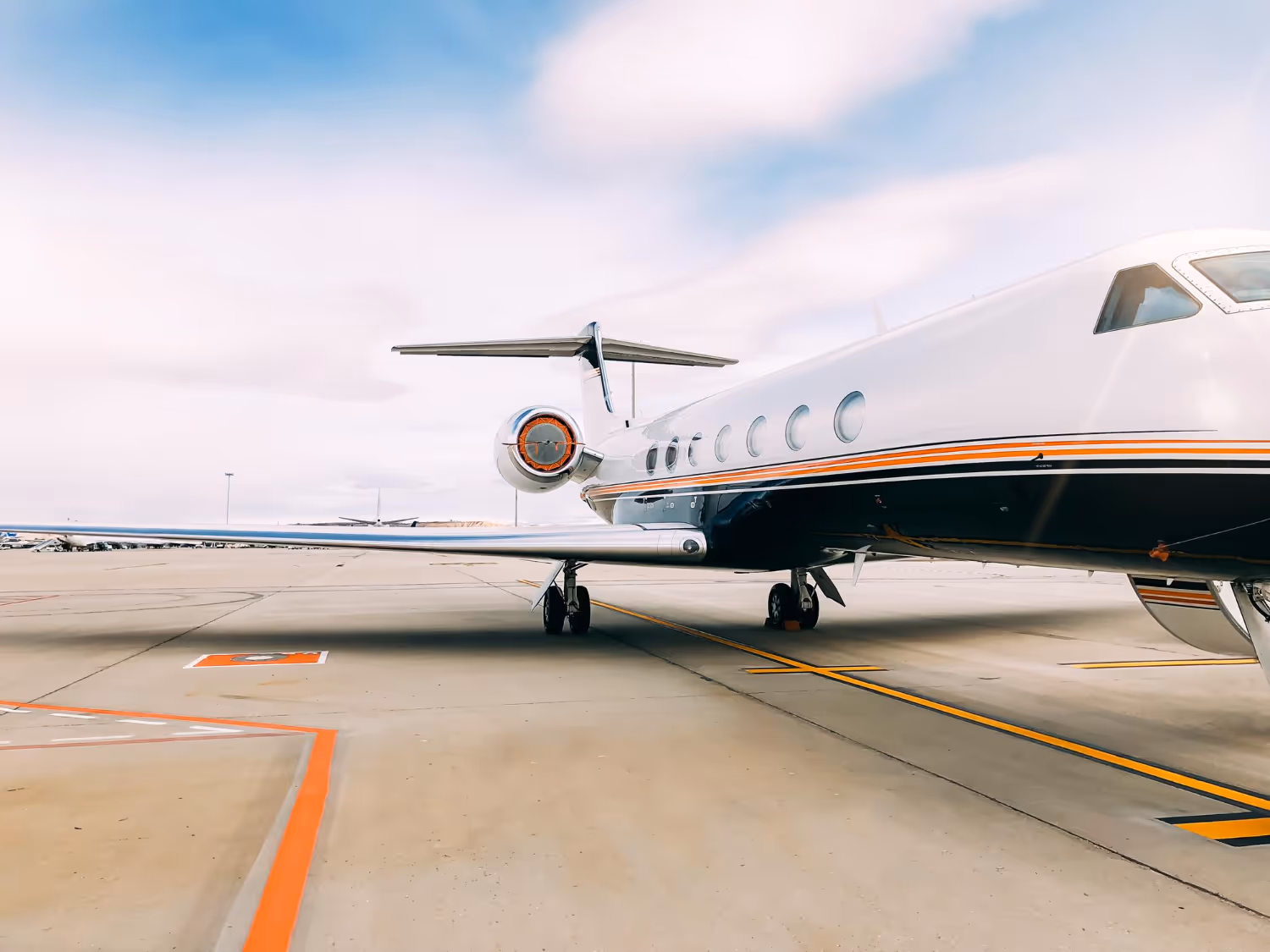 Plane landed.