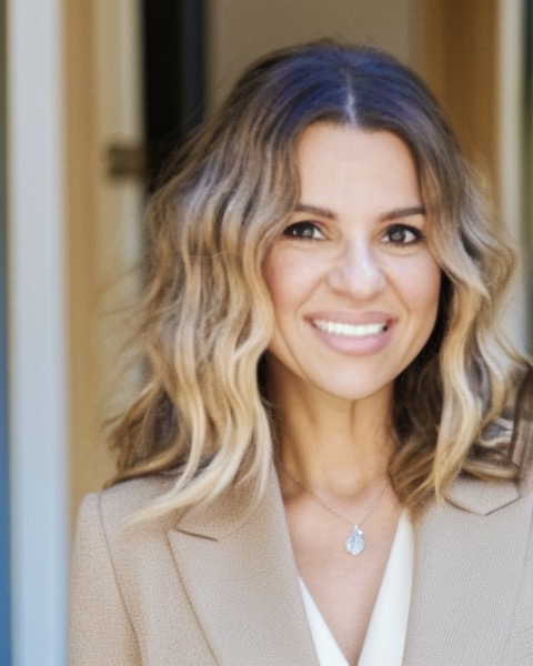 Golnaz (Goli) Rouhani, PA-C, has been a dedicated physician assistant specializing in pain management since 2012