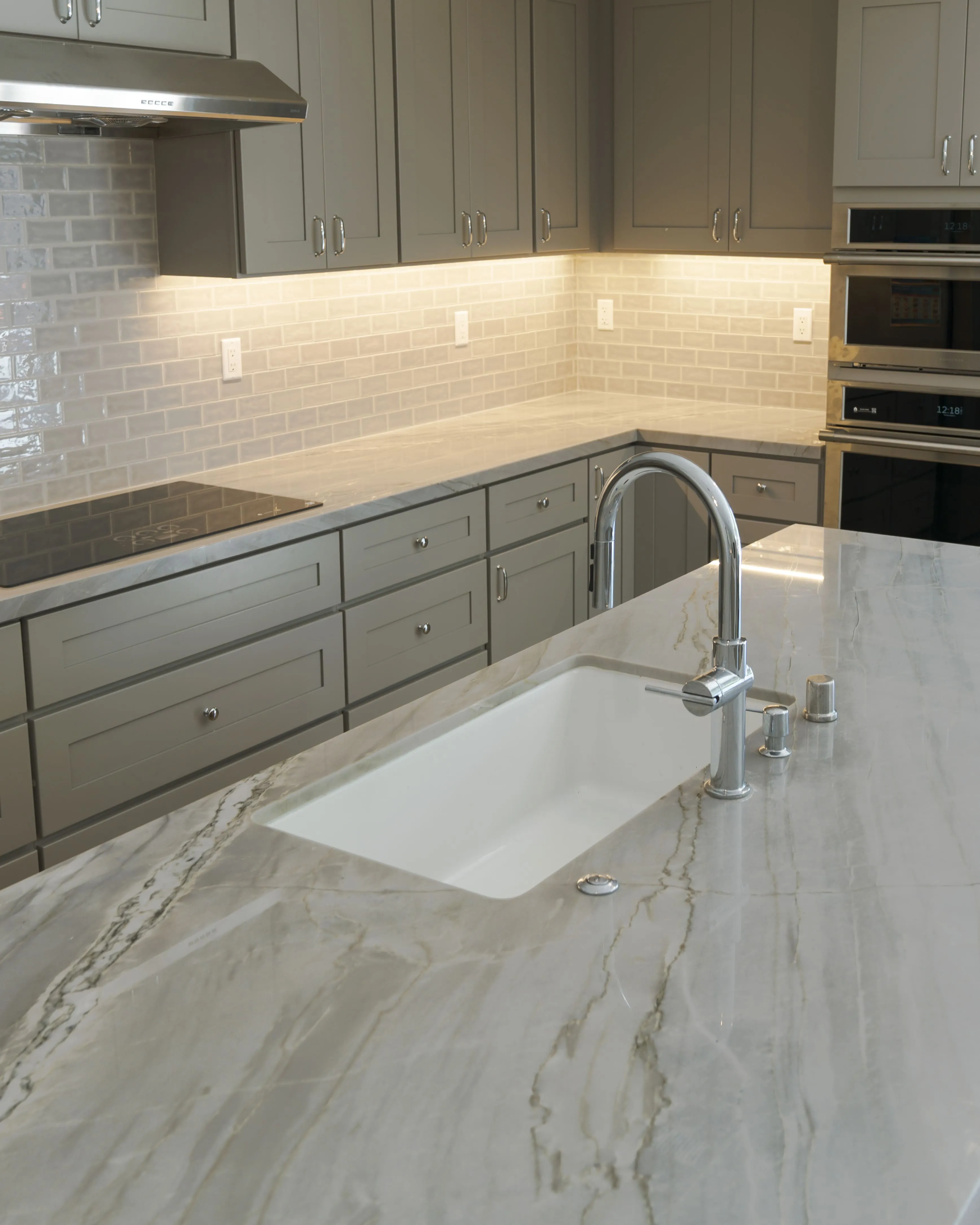 La Mesa – Marble Countertop Detail